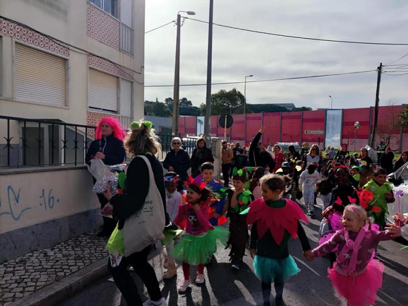 Desfile de Carnaval Infantil Escolar 2023