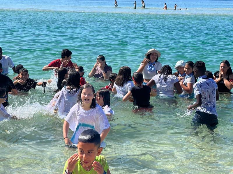  Passeio até à praia da Figueirinha - 1°Turno | Colónia de Férias "Animar Cacém e São Marcos"