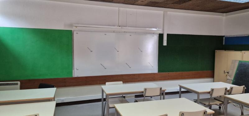 Estamos nas escolas efetuar pequenas manutenções  