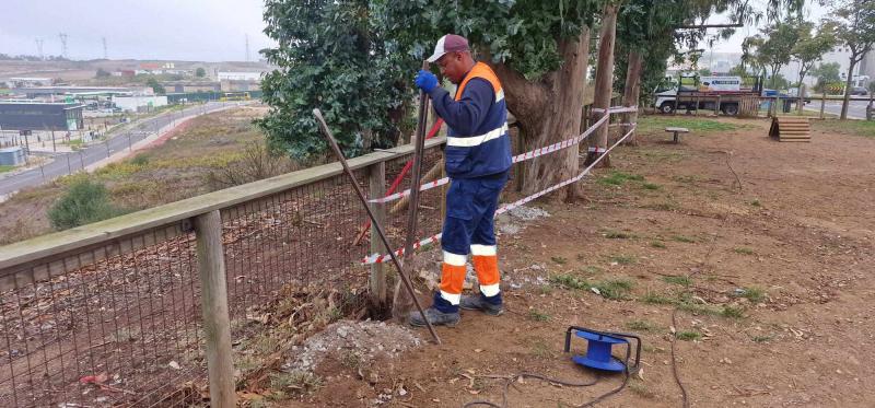 Reparação e manutenção do Parque Canino na Avenida do Brasil