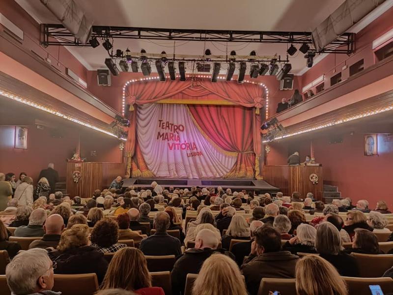 Revista à Portuguesa " E Ninguém Vai Preso?!? - Teatro Maria Vitória