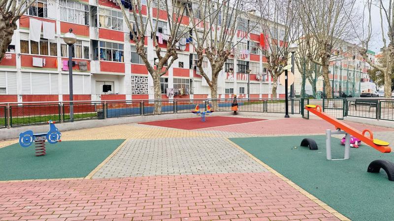 Espaço Público | Parque Infantil de Vale Mourão no Cacém