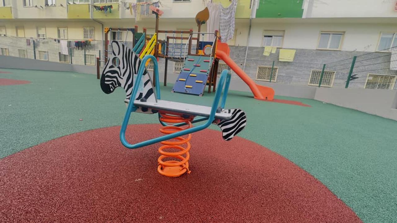 Espaço Público | Parque Infantil - Rua Circular da Rainha Santa Isabel