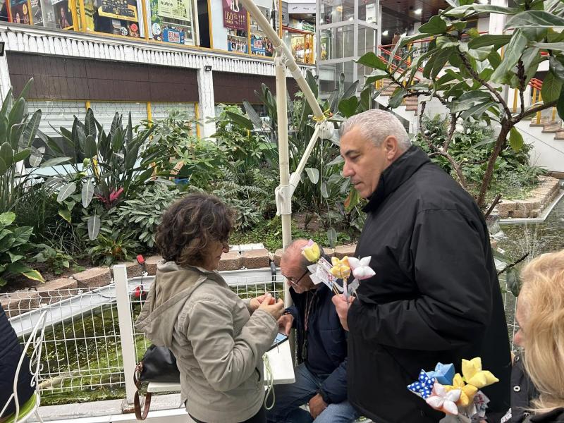 Dia das Mulheres assinalado com entrega de flores