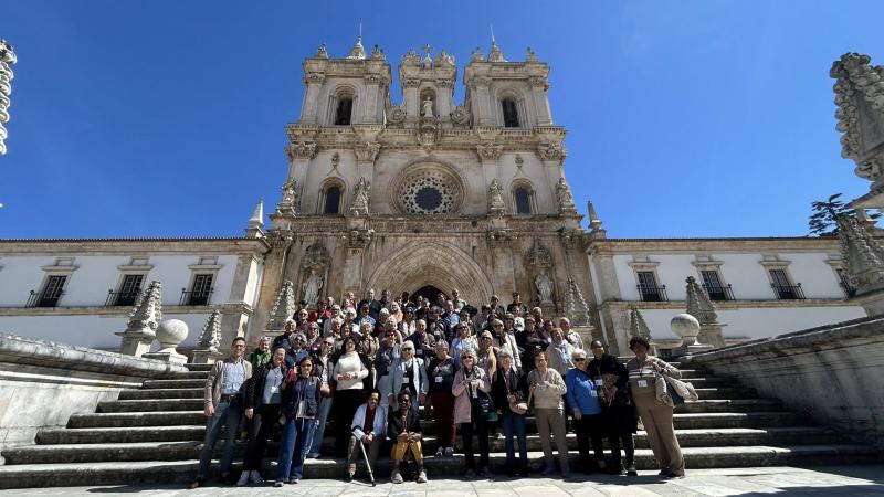 Os seniores da freguesia viveram um dia muito especial numa visita cultural a Alcobaça.