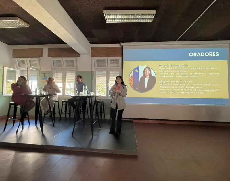 Educação e Ação Social Educação e Ação Social