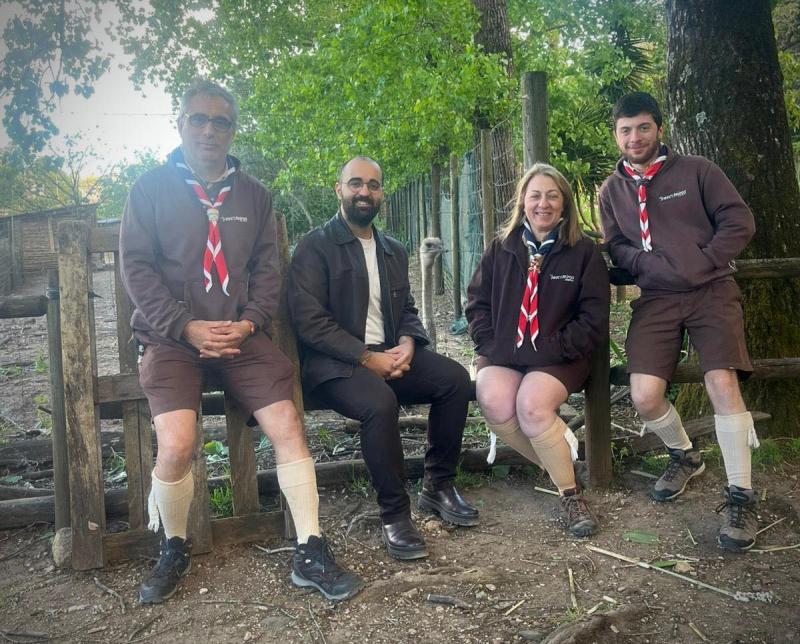 Parabéns pelos 21, Grupo 215! 