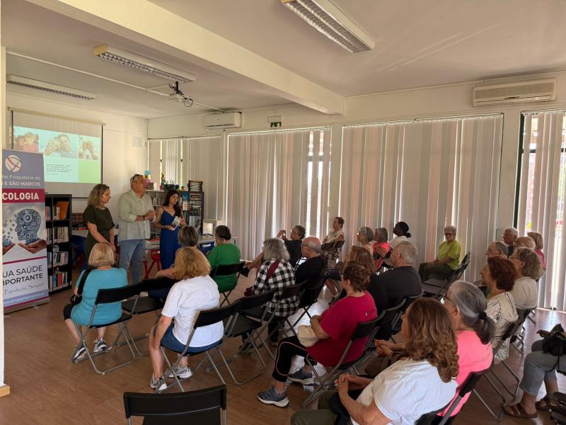 CAFÉ COM SAU(DA)DE - Sessões para a população sénior CAFÉ COM SAU(DA)DE - Sessões para a população sénior