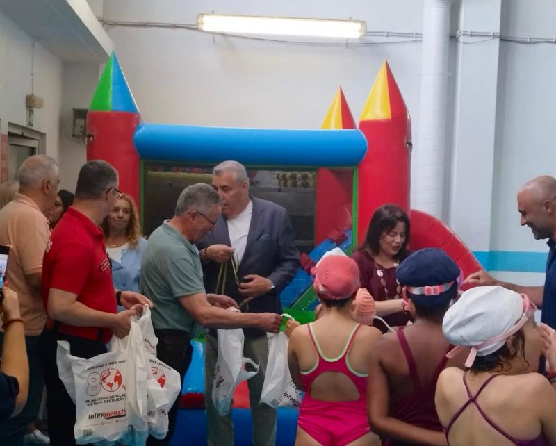 Encerramento do Ano Letivo das Escolas de Natação da AHBVAC Encerramento do Ano Letivo das Escolas de Natação da AHBVAC