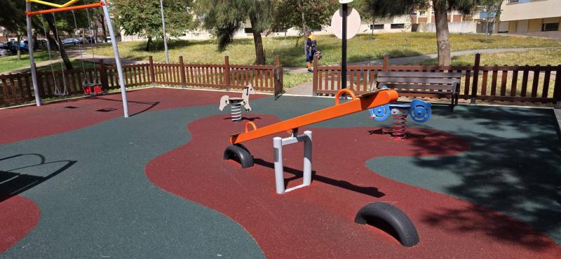 Parques infantis - Manutenção e limpeza Parques infantis - Manutenção e limpeza