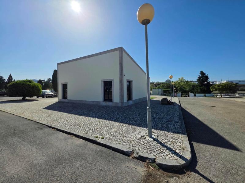 Concluídas as obras de melhoramento nas instalações do Cemitério Concluídas as obras de melhoramento nas instalações do Cemitério